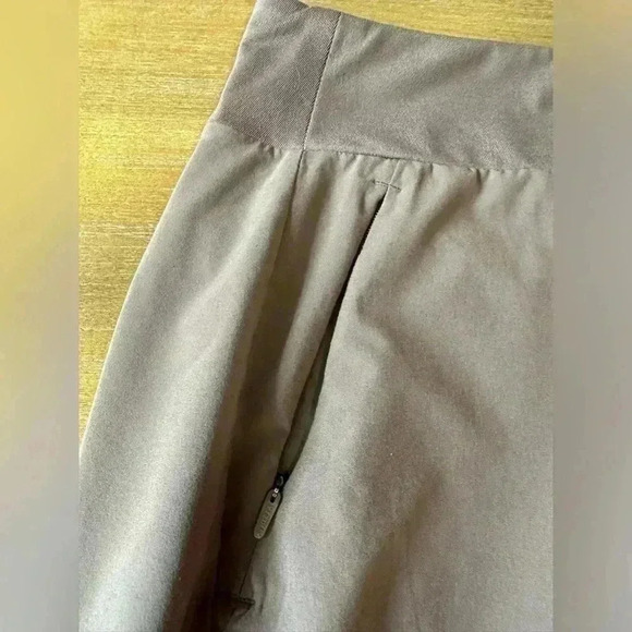 Athleta SoHo skort - Picture 2 of 9